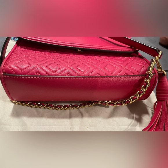 EUC Tory Burch Fleming Bag - Picture 11 of 14